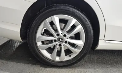 Mercedes-Benz C-Class 2020, 125130 км, за 11826.89 USD