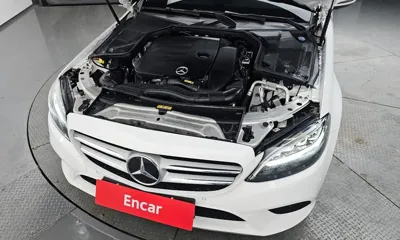 Mercedes-Benz C-Class 2020, 125130 км, за 11826.89 USD - фото 6