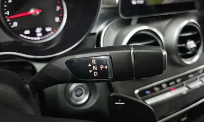 Mercedes-Benz C-Class 2020, 125130 км, за 11826.89 USD - фото 9