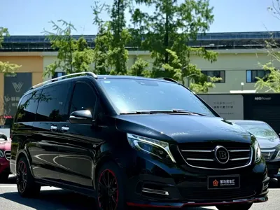 Mercedes-Benz V-Class 2020, 59000 км, за 28911.49 USD