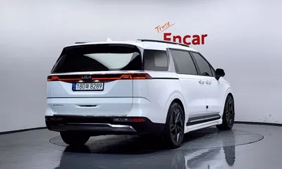 Kia Canival 2022, 35250 км, за 20000.01 USD