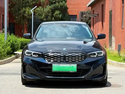 BMW i3 2023, 68000 км, за 16597.68 USD