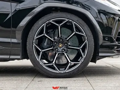 Lamborghini Urus 2023, 34000 км, за 439726.24 USD - фото 8