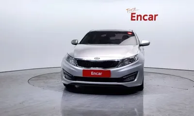 Kia K5 2011, 196604 км, за 3112.58 USD