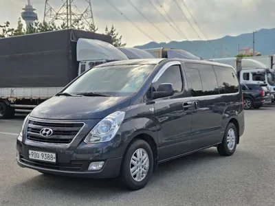 Hyundai Starex 2016, 181063 км, за 4493.06 USD