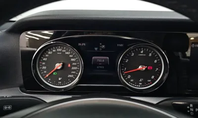 Mercedes-Benz E-Class 2018, 67993 км, за 14410.37 USD - фото 8