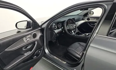 Mercedes-Benz E-Class 2018, 67993 км, за 14410.37 USD - фото 10