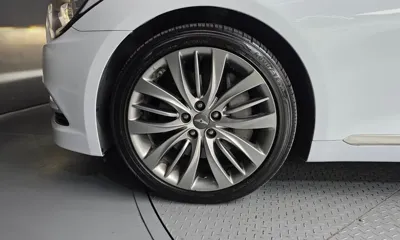 Hyundai Genesis 2016, 61721 км, за 10401.09 USD