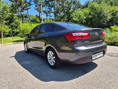 Kia Pride 2014, 128769 км, за 2356.57 USD