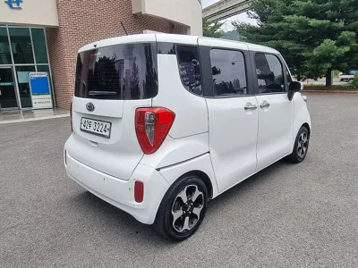 Kia Ray 2012, 183800 км, за 2859.94 USD