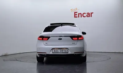 Kia K7 2016, 211469 км, за 5856.68 USD