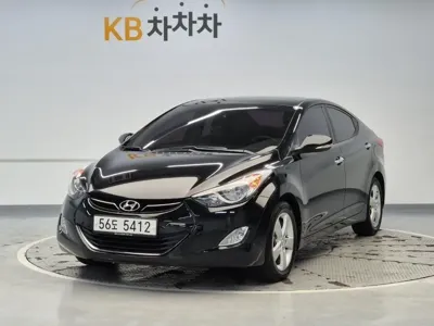 Hyundai Avante · 2013 год