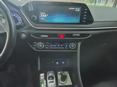 Hyundai Sonata 2022, 83249 км, за 12245.02 USD