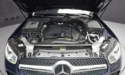 Mercedes-Benz GLC-Class 2023, 31167 км, за 30054.67 USD - фото 6