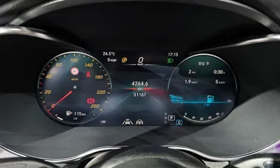 Mercedes-Benz GLC-Class 2023, 31167 км, за 30054.67 USD - фото 8