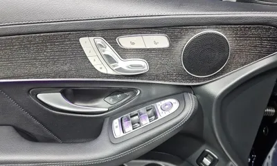 Mercedes-Benz GLC-Class 2023, 31167 км, за 30054.67 USD - фото 18