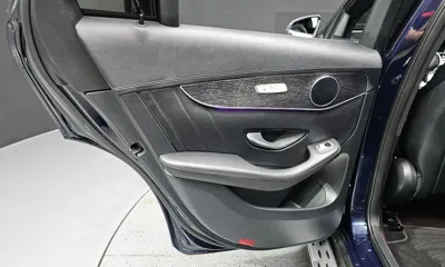 Mercedes-Benz GLC-Class 2023, 31167 км, за 30054.67 USD - фото 25