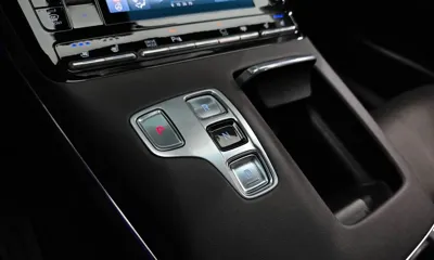 Hyundai Grandeur 2021, 39322 км, за 16221.51 USD - фото 9