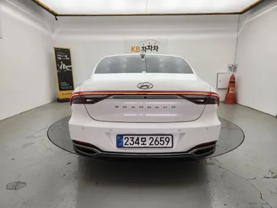 Hyundai Grandeur 2022, 60262 км, за 17186.69 USD
