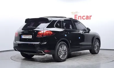 Porsche Cayenne 2012, 108847 км, за 10831.04 USD