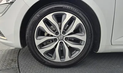Renault-KoreaSamsung SM6 2016, 61962 км, за 6541.13 USD