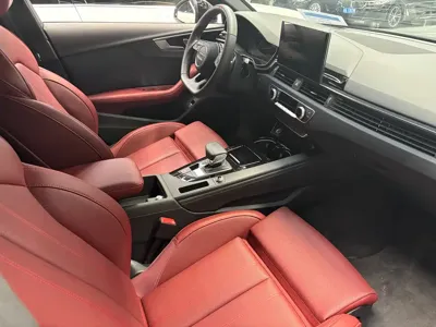 Audi A4L 2025, 8300 км, за 22895.57 USD - фото 10