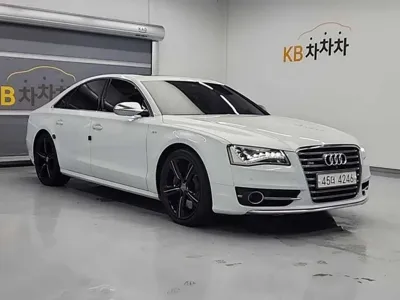 Audi S8 2013, 154577 км, за 11644.56 USD