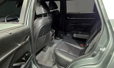 KG_Mobility_Ssangyong Torres 2023, 17768 км, за 14122.43 USD - фото 11