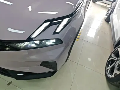 Lynk & Co 06 EM-P 2024, 41400 км, за 10976.83 USD - фото 24