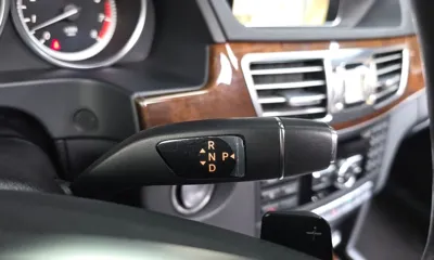 Mercedes-Benz E-Class 2015, 147562 км, за 5659.65 USD - фото 9