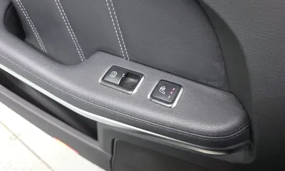 Mercedes-Benz E-Class 2015, 147562 км, за 5659.65 USD - фото 18