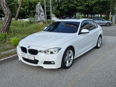 BMW 3-Series · 2017 год