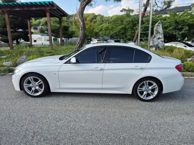BMW 3-Series 2017, 68135 км, за 12247.56 USD