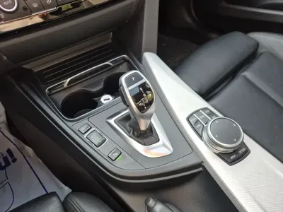 BMW 3-Series 2017, 68135 км, за 12230.04 USD - фото 18