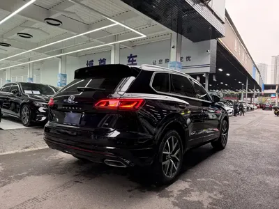 Volkswagen Touareg 2020, 130000 км, за 30957.91 USD - фото 23