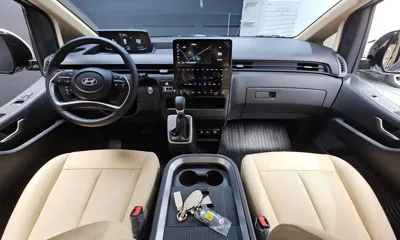 Hyundai Staria 2025, 22343 км, за 19495.86 USD - фото 7
