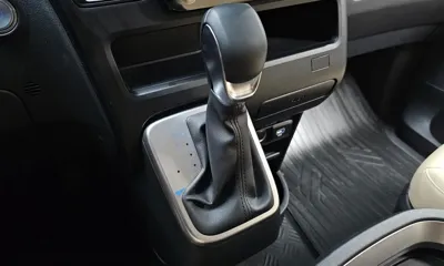 Hyundai Staria 2025, 22343 км, за 19495.86 USD - фото 9