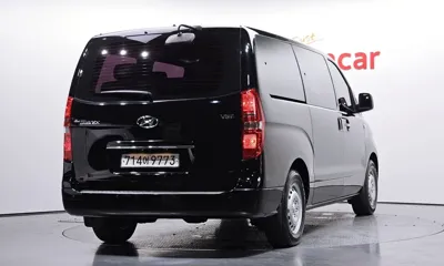 Hyundai Starex 2019, 98166 км, за 10049.92 USD