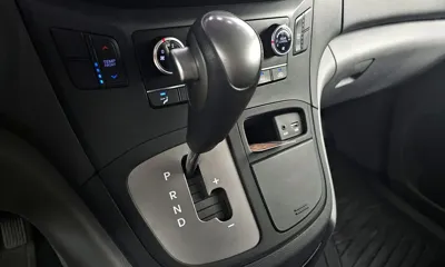 Hyundai Starex 2019, 98166 км, за 10049.92 USD - фото 9