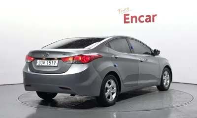 Hyundai Avante 2011, 90615 км, за 2494.42 USD