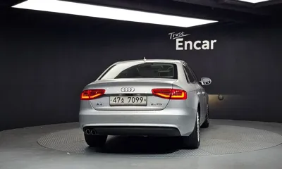 Audi A4 2013, 123945 км, за 4030.39 USD