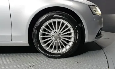 Audi A4 2013, 123945 км, за 4030.39 USD