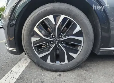 Kia EV6 2022, 71590 км, за 18786.97 USD