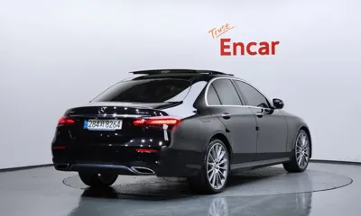 Mercedes-Benz E-Class 2022, 64449 км, за 28338.78 USD