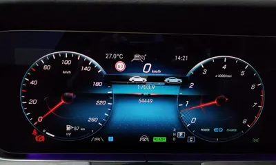 Mercedes-Benz E-Class 2022, 64449 км, за 28338.78 USD - фото 8