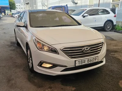 Hyundai Sonata 2015, 136859 км, за 5801.12 USD