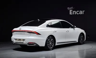 Hyundai Grandeur 2022, 71969 км, за 13811.08 USD