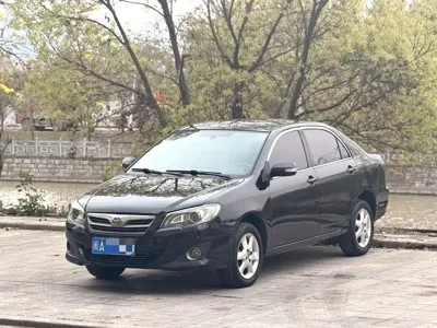 Toyota Corolla · 2013 год