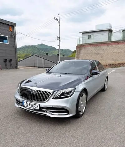 Mercedes-Benz S-Class · 2015 год