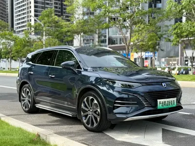 Denza Denza N8 2023, 89000 км, за 18977.72 USD